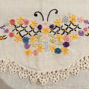 Vintage Hand Embroidered Linen Table Runner Dresser Scarf Butterflies 46" x 15"
